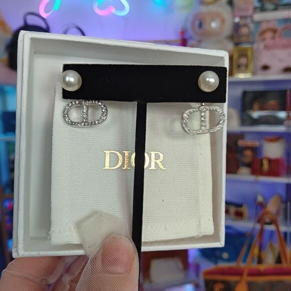 NIB Dior Tribal Earrings Silver-Finish Metal White Resin Pearls $1050 retail - Picture 3 of 16